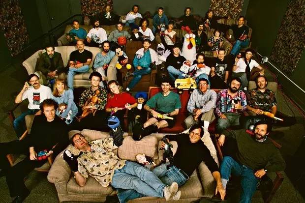 技术宅天堂原来只是把梦想做到极致的样子AG真人旗舰厅那个推崇“以下犯上”的(图4)