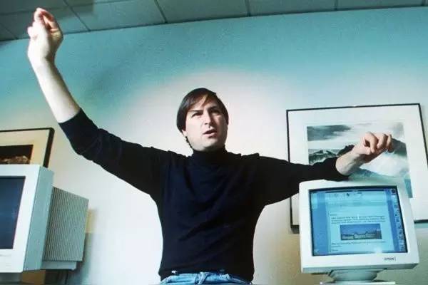 技术宅天堂原来只是把梦想做到极致的样子AG真人旗舰厅那个推崇“以下犯上”的(图2)