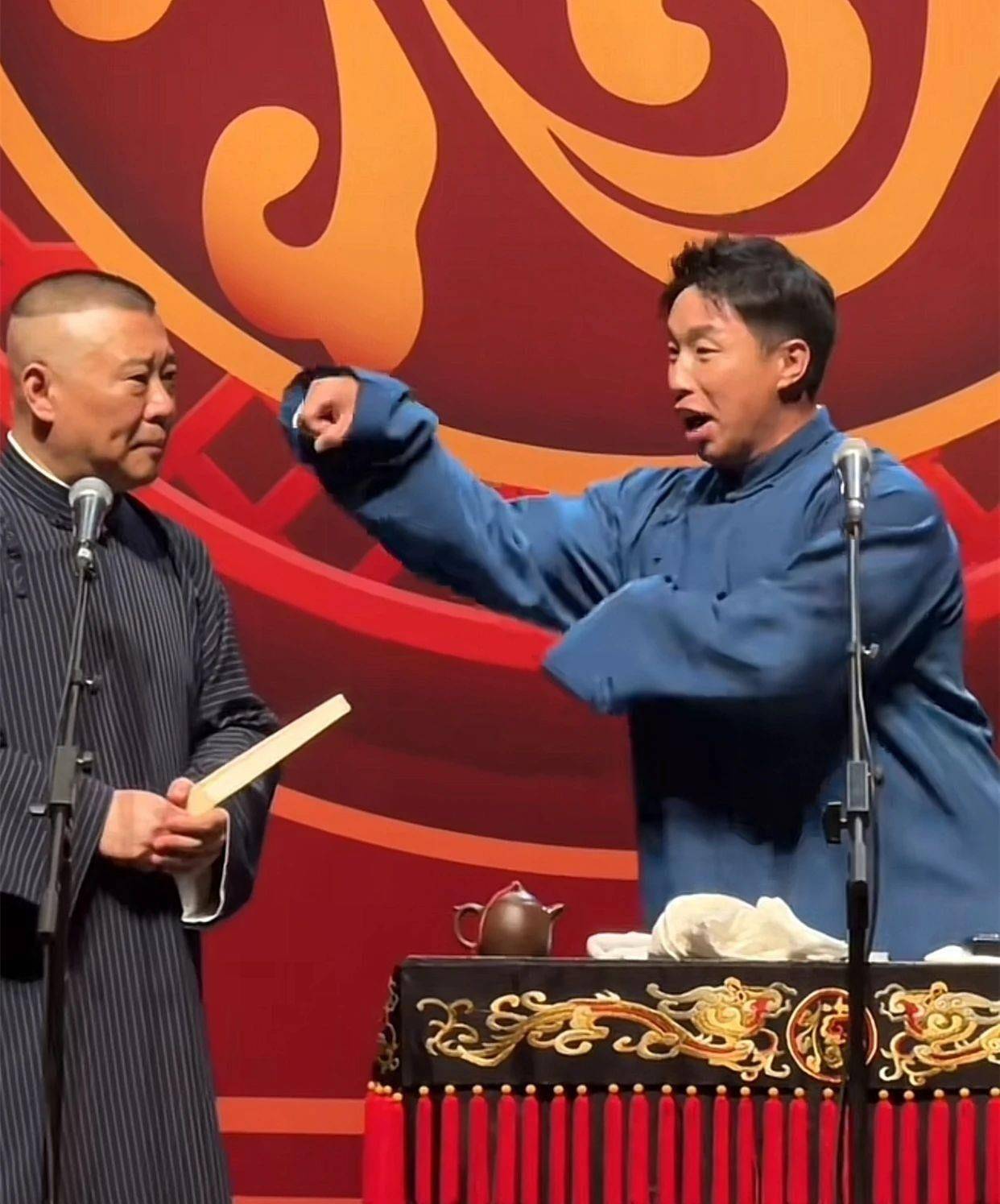 进上流社会娶了美娇妻打高尔夫走国际范AG真人旗舰厅德云社副总烧饼：已挤(图12)